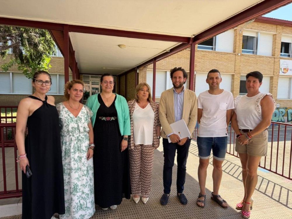 Imagen DGA y DPH reforman los asesos del CEIP Víctor Mendoza