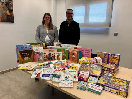 Imagen Adquisición de libros y juegos de mesa que educan en valores