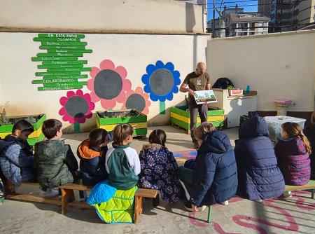 Imagen Medio Ambiente acerca el cultivo del huerto a los escolares de Binéfar
