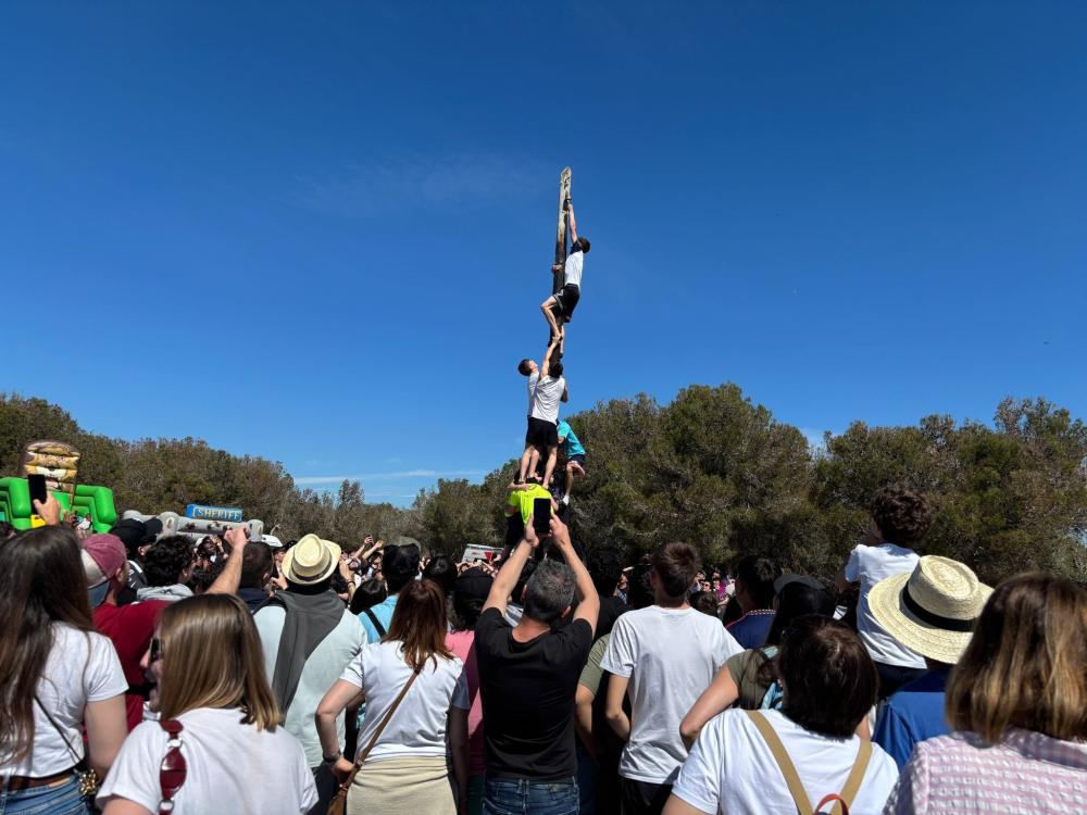 Imagen Los binefarenses toman la sierra de San Quílez