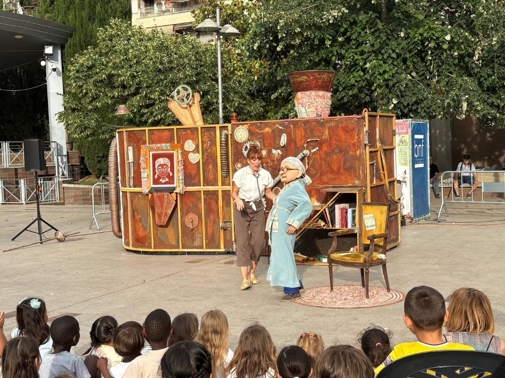 Imagen Imaginaria vive una cuarta jornada repleta de teatro, títeres e imaginación