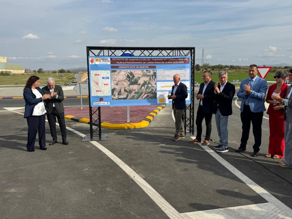 Imagen Inaugurada la variante Este que libera el casco urbano de tráfico, ruido y contaminación